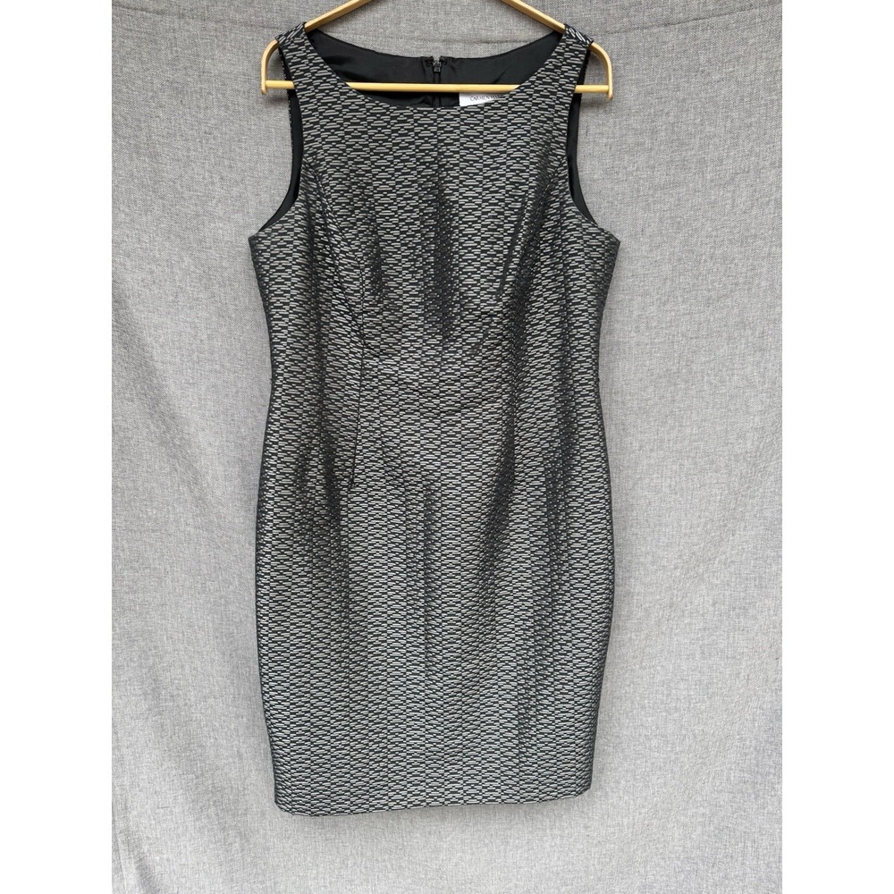 Carmen Marc Valvo‎ Dress Size 12 Scoop-Neck Party Cocktail Holiday Metallic Gray